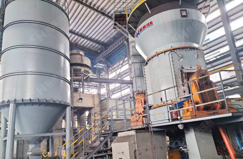 錳礦立磨設(shè)備 錳礦立磨設(shè)備